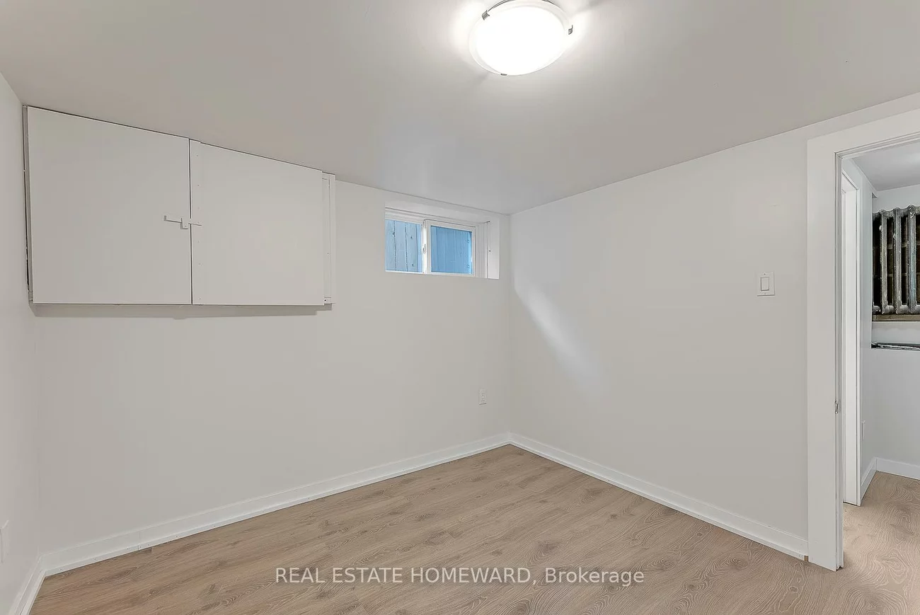 42, Bexhill, Clairlea-Birchmount, Toronto