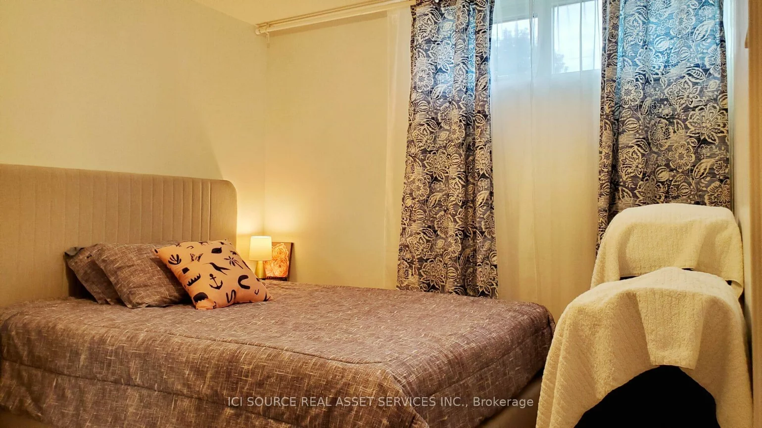 37, Lynnbrook, Woburn, Toronto