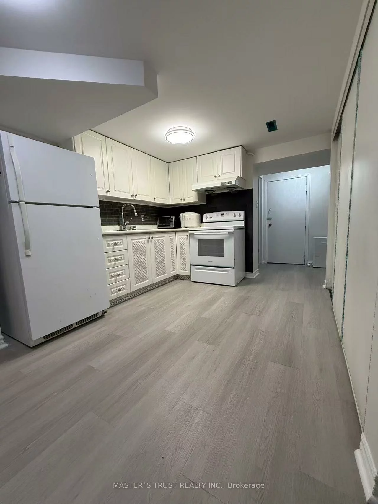 16, Farmington, Tam O'Shanter-Sullivan, Toronto