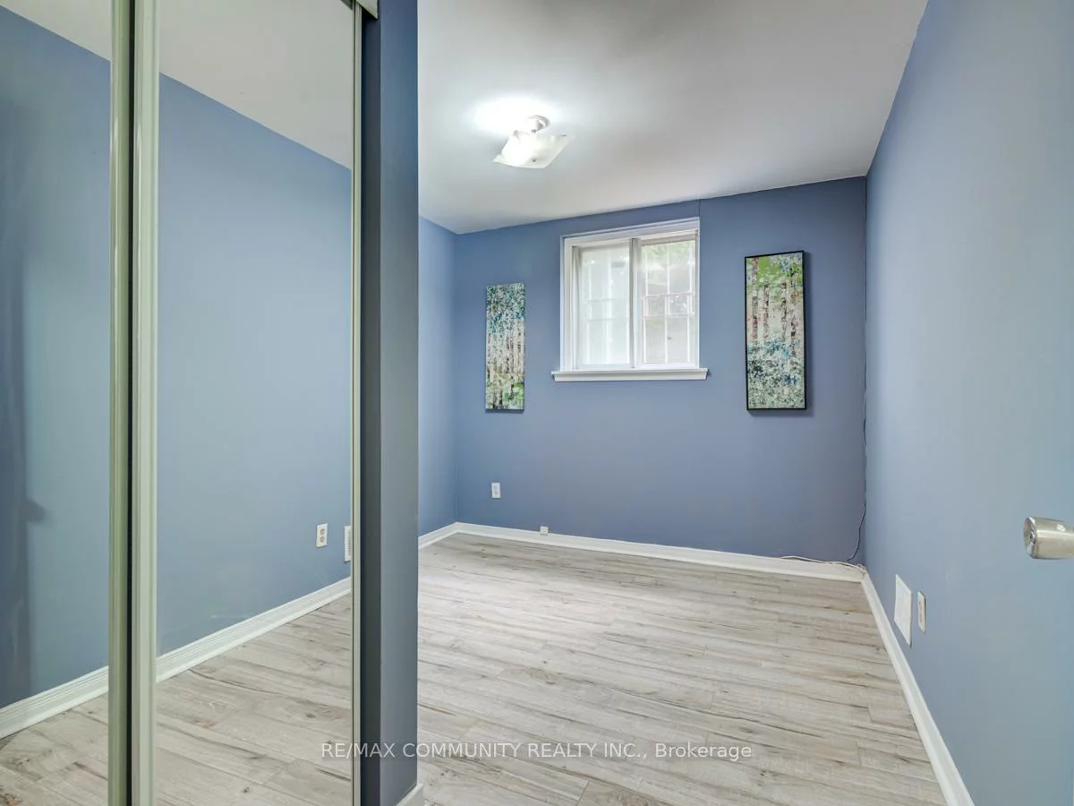 12, Moonbeam, Malvern, Toronto