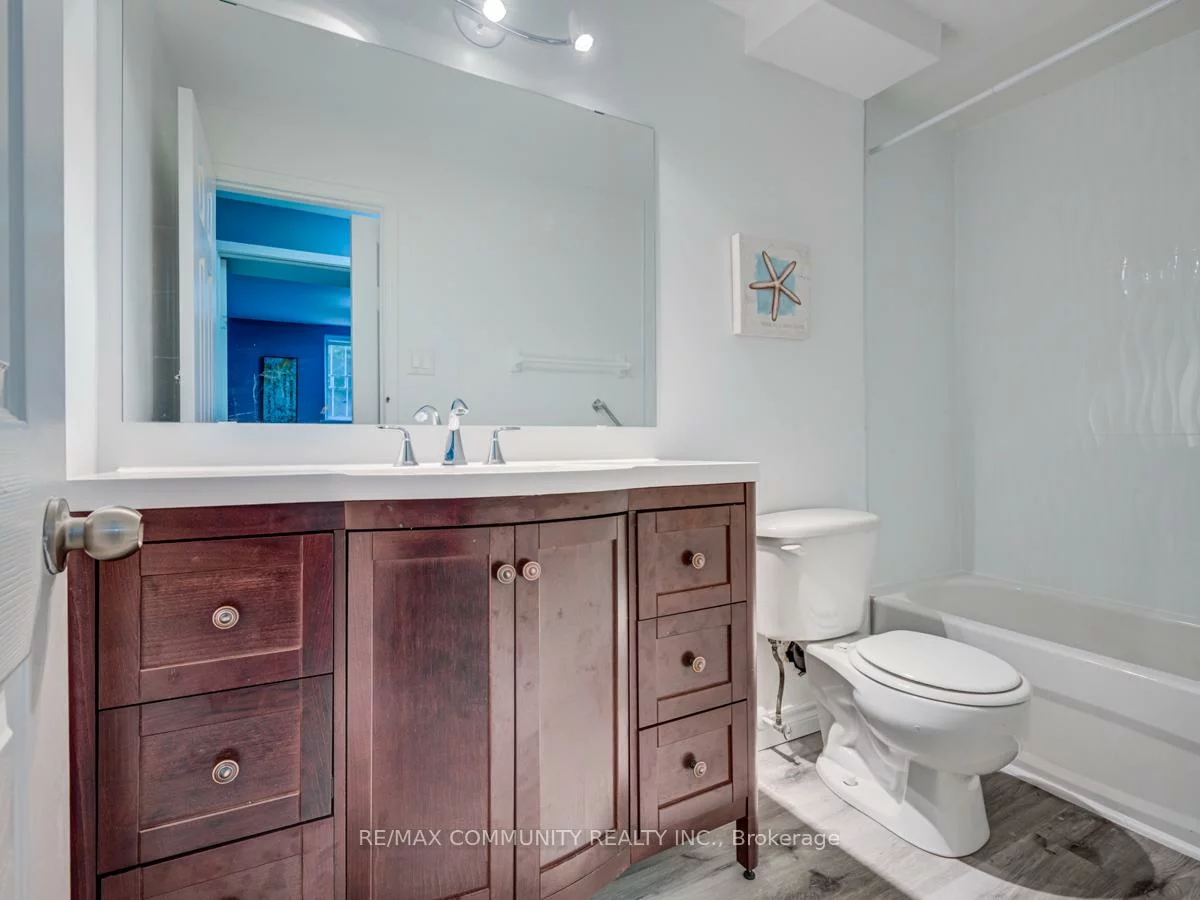 12, Moonbeam, Malvern, Toronto