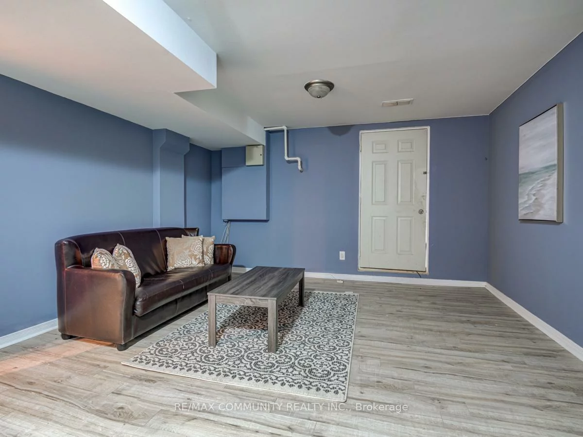 12, Moonbeam, Malvern, Toronto