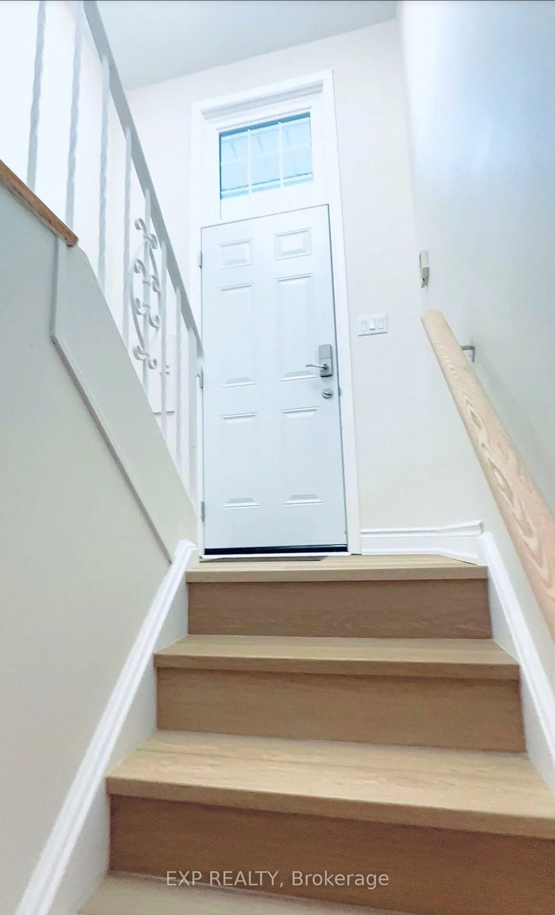 36, Castor, Woburn, Toronto