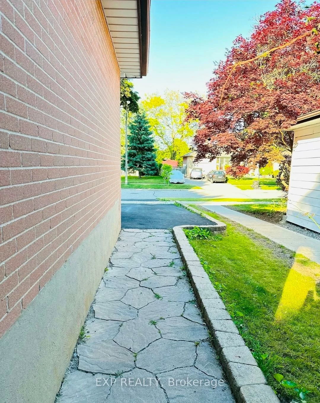 36, Castor, Woburn, Toronto