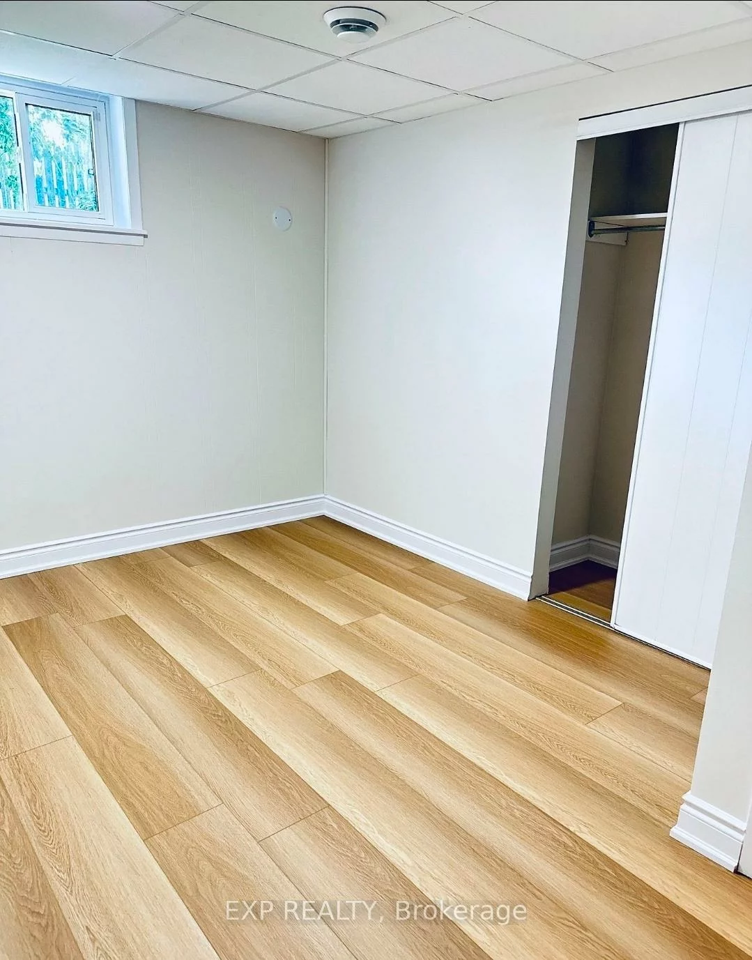 36, Castor, Woburn, Toronto