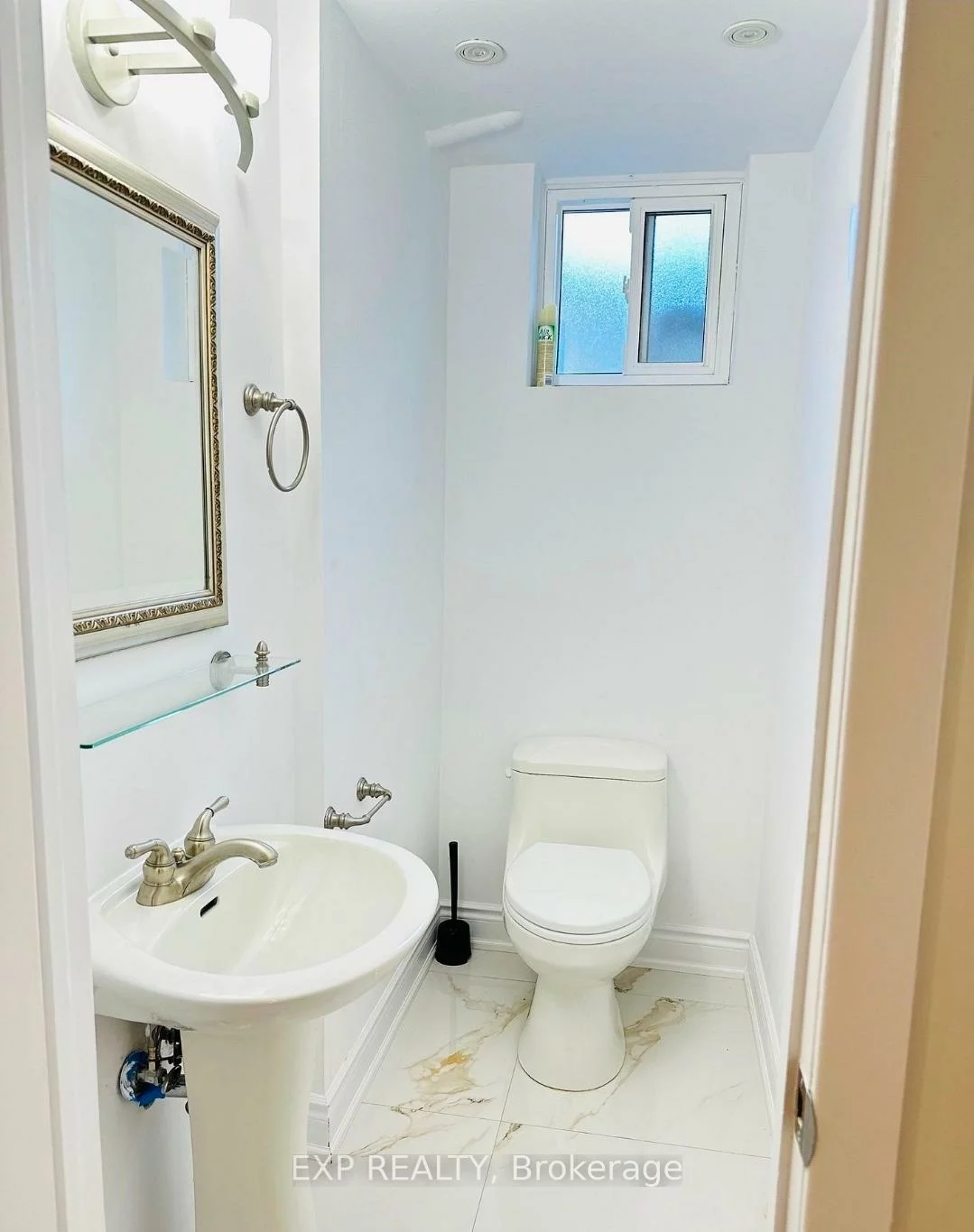 36, Castor, Woburn, Toronto