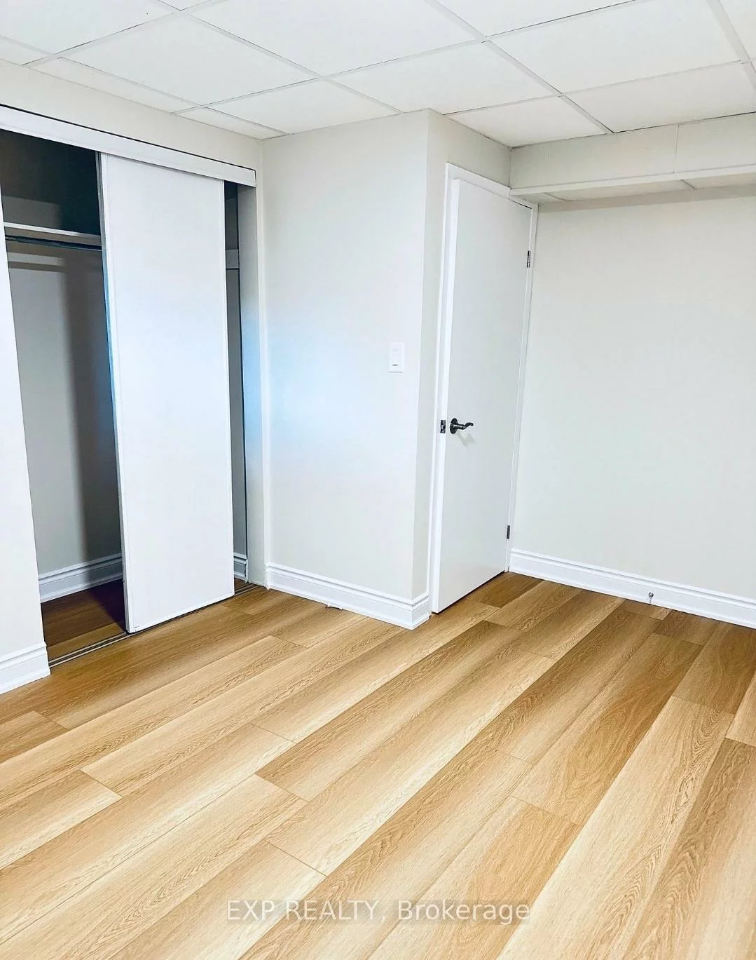 36, Castor, Woburn, Toronto