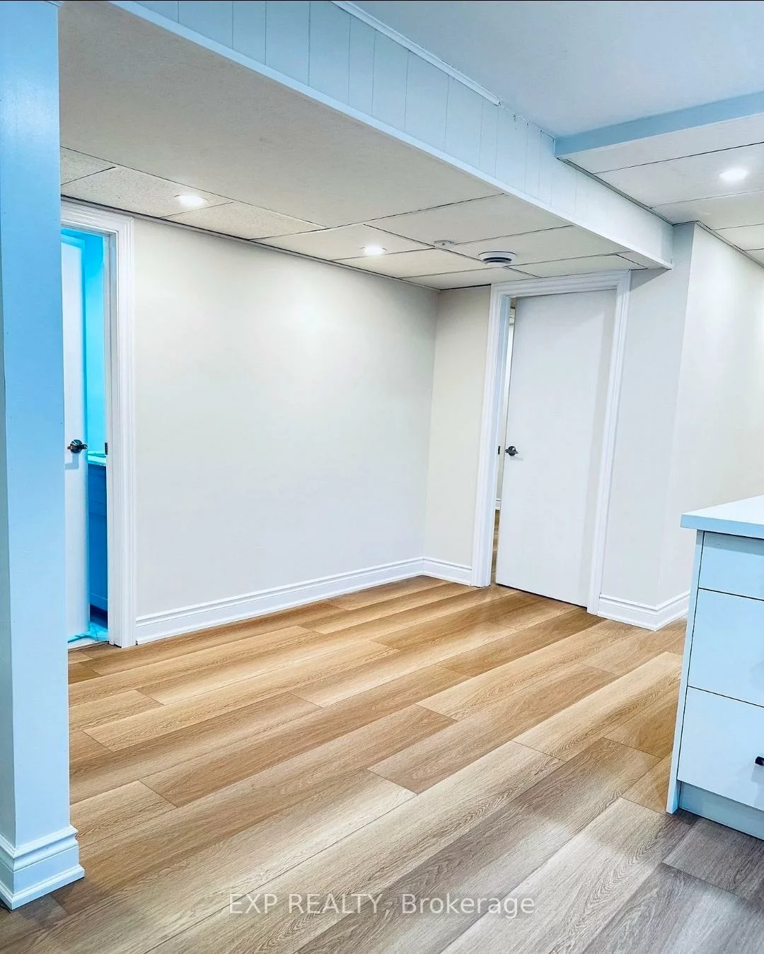 36, Castor, Woburn, Toronto