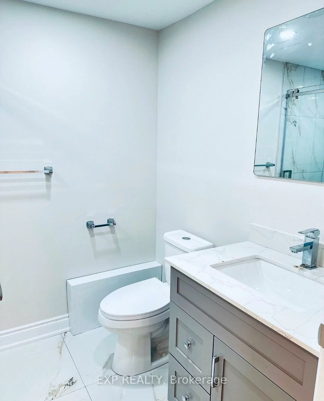 36, Castor, Woburn, Toronto
