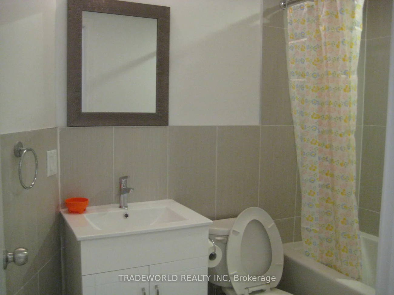 765, Gerrard, South Riverdale, Toronto