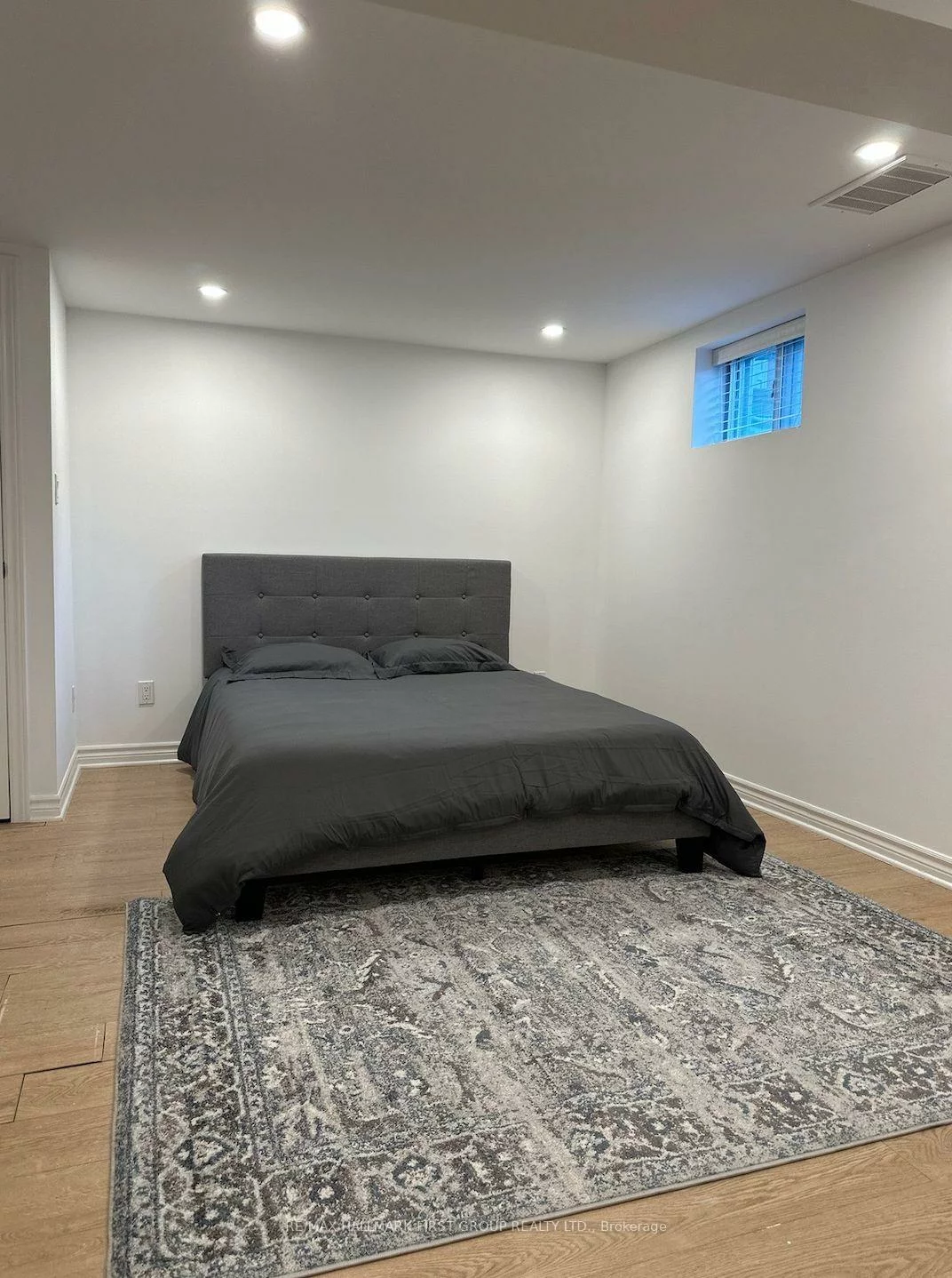 20, Argate, Kennedy Park, Toronto