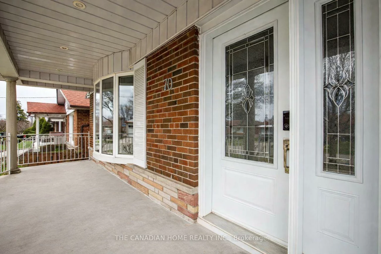 70, Moraine Hill MAIN, Tam O'Shanter-Sullivan, Toronto