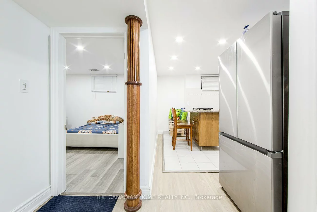 70, Moraine Hill MAIN, Tam O'Shanter-Sullivan, Toronto