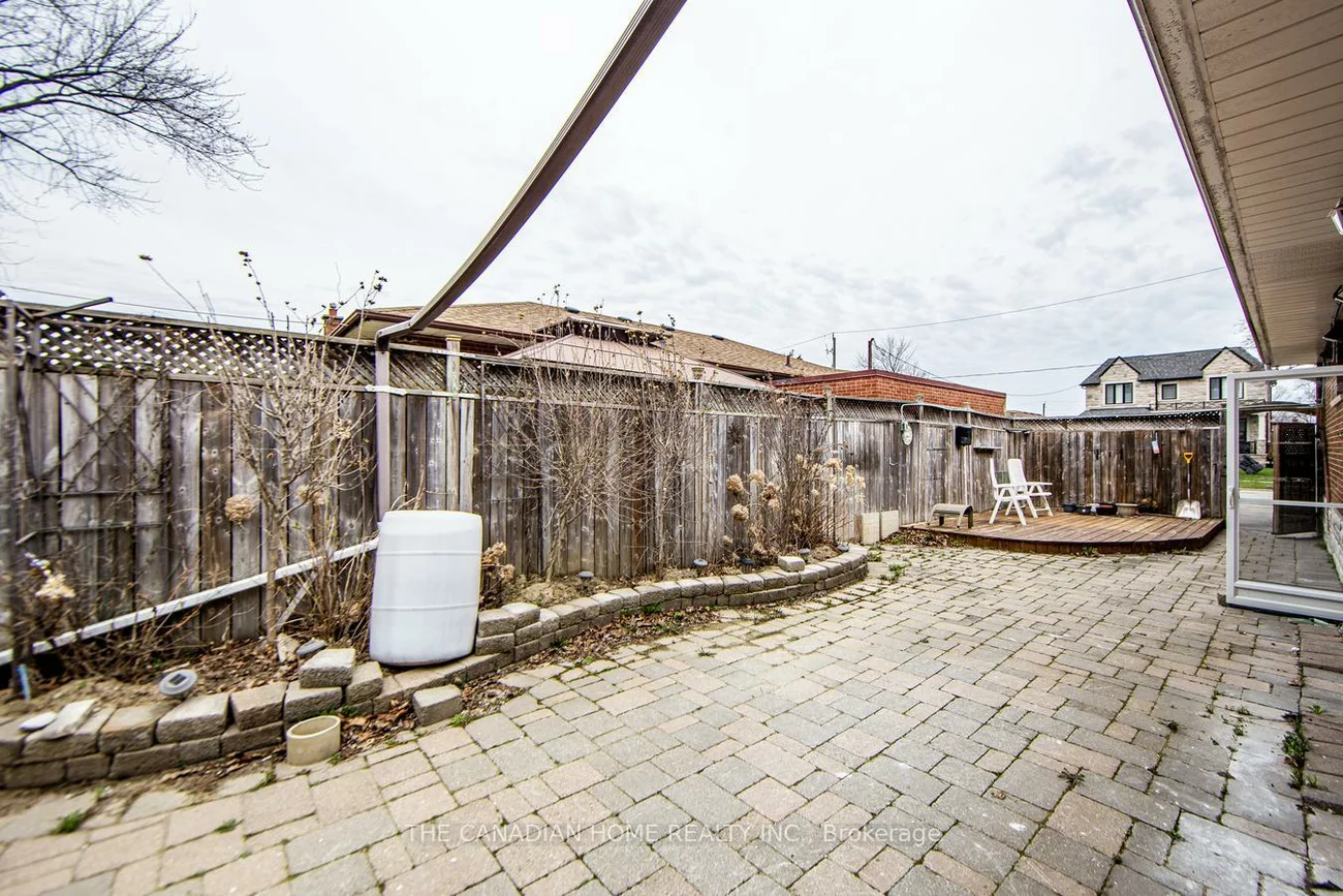 70, Moraine Hill MAIN, Tam O'Shanter-Sullivan, Toronto