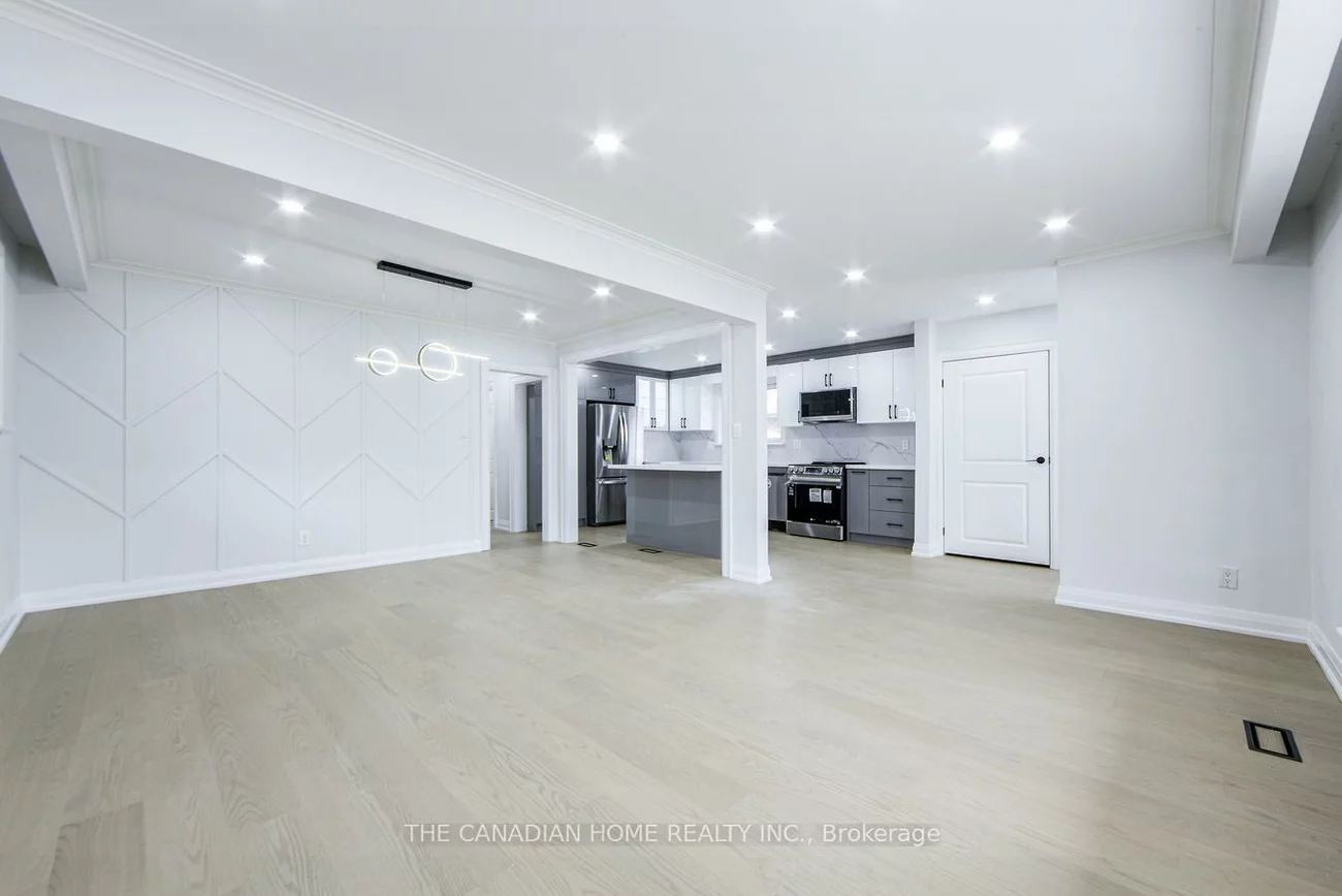 70, Moraine Hill MAIN, Tam O'Shanter-Sullivan, Toronto