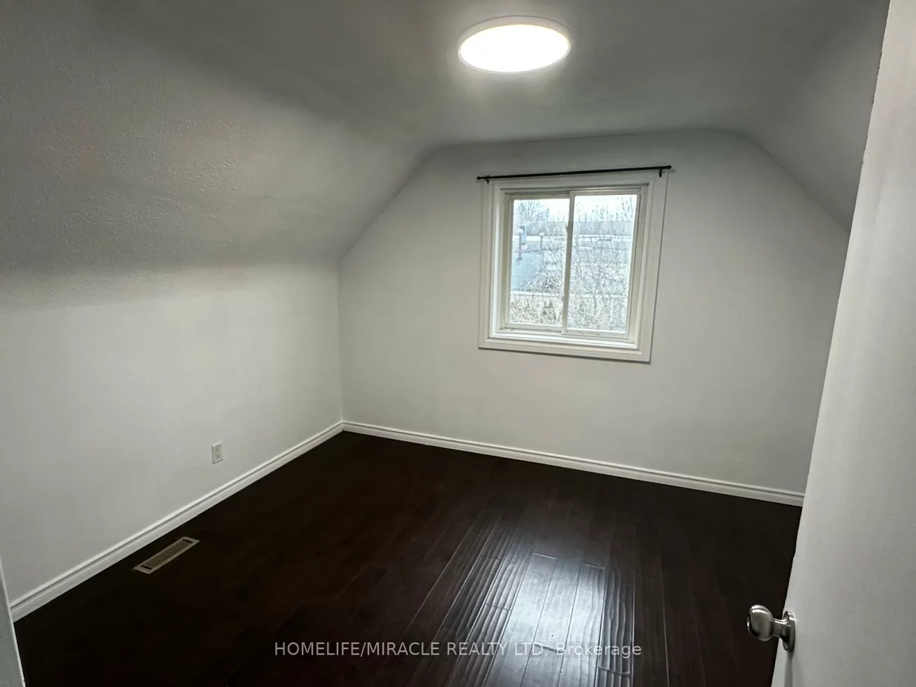 33, Jeavons, Clairlea-Birchmount, Toronto