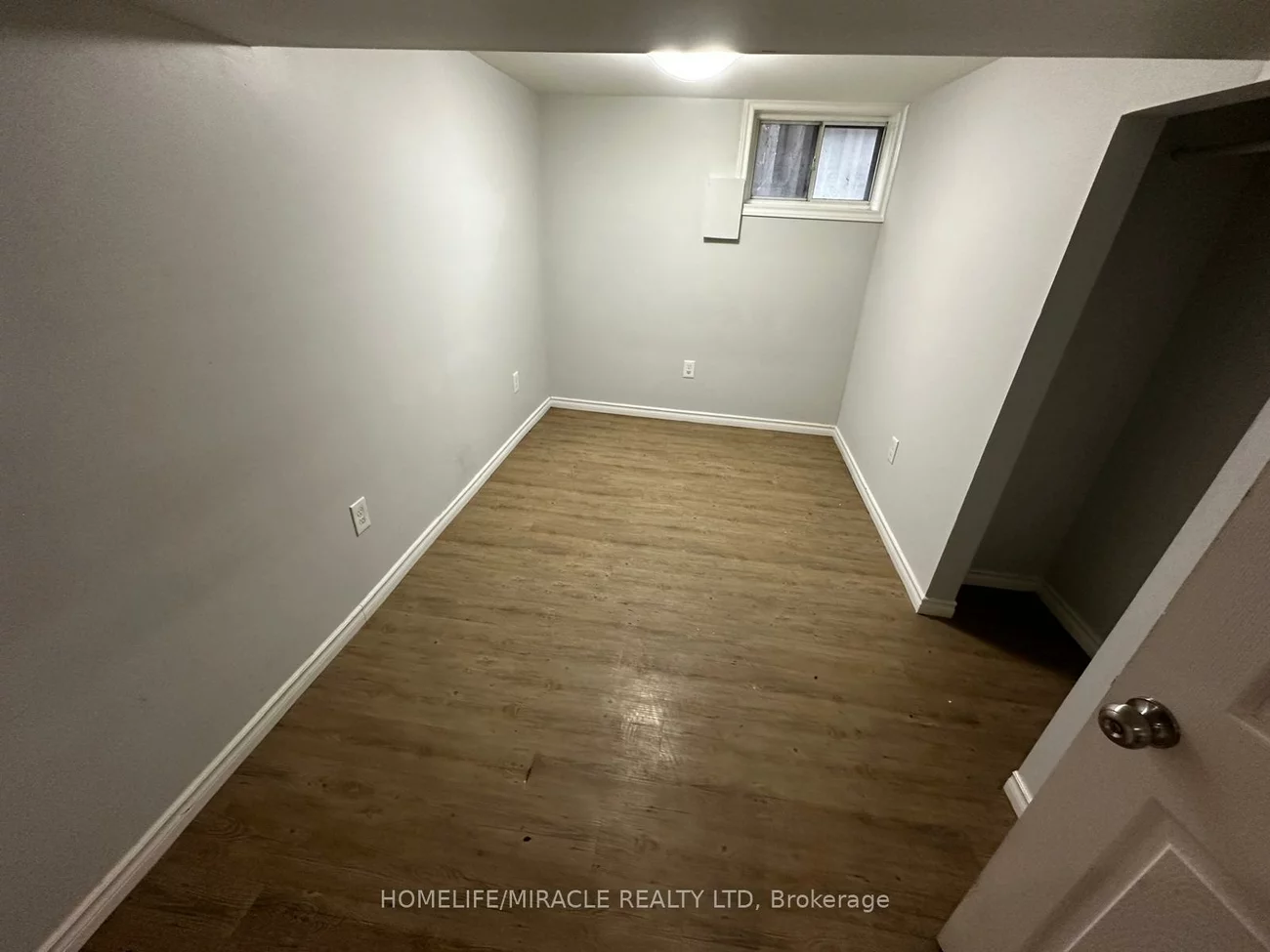 33, Jeavons, Clairlea-Birchmount, Toronto