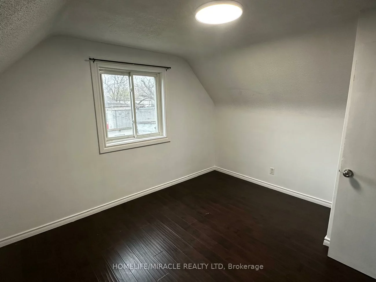 33, Jeavons, Clairlea-Birchmount, Toronto