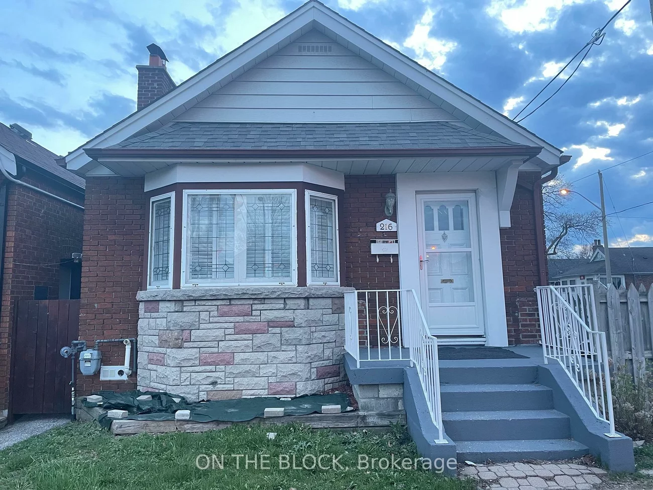 216, Donlands, Danforth Village-East York, Toronto