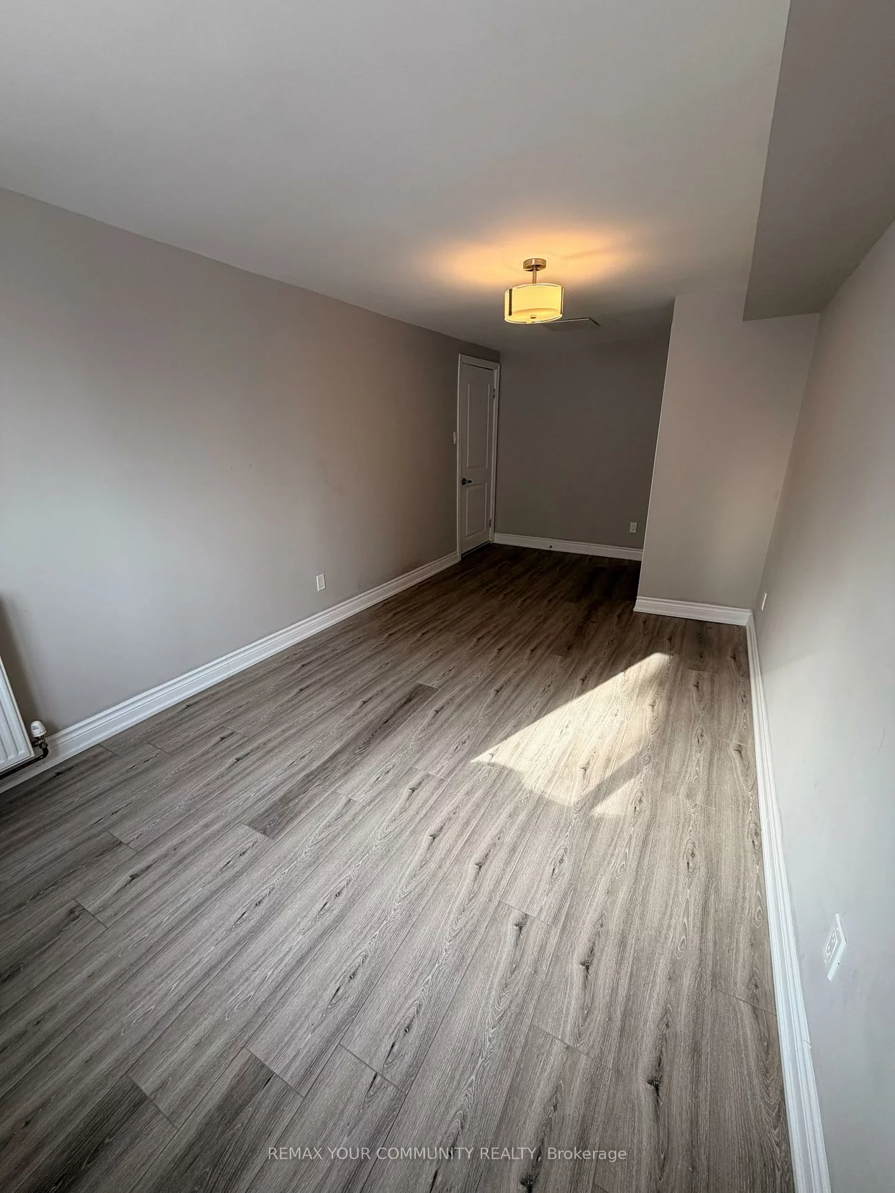 451, Leslie, South Riverdale, Toronto
