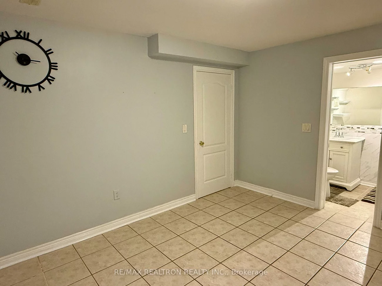112, Homestead, West Hill, Toronto