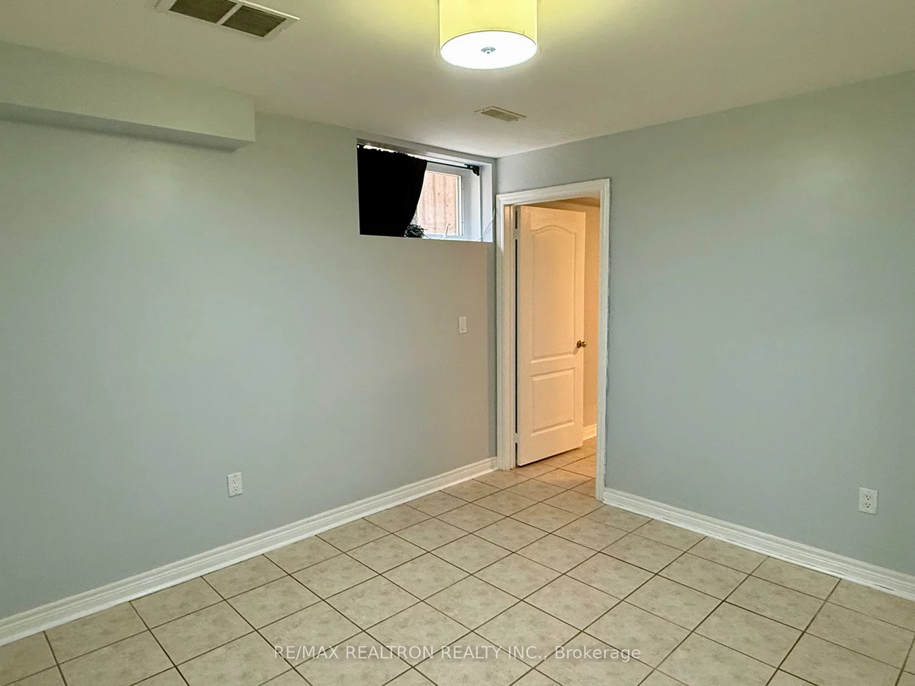 112, Homestead, West Hill, Toronto