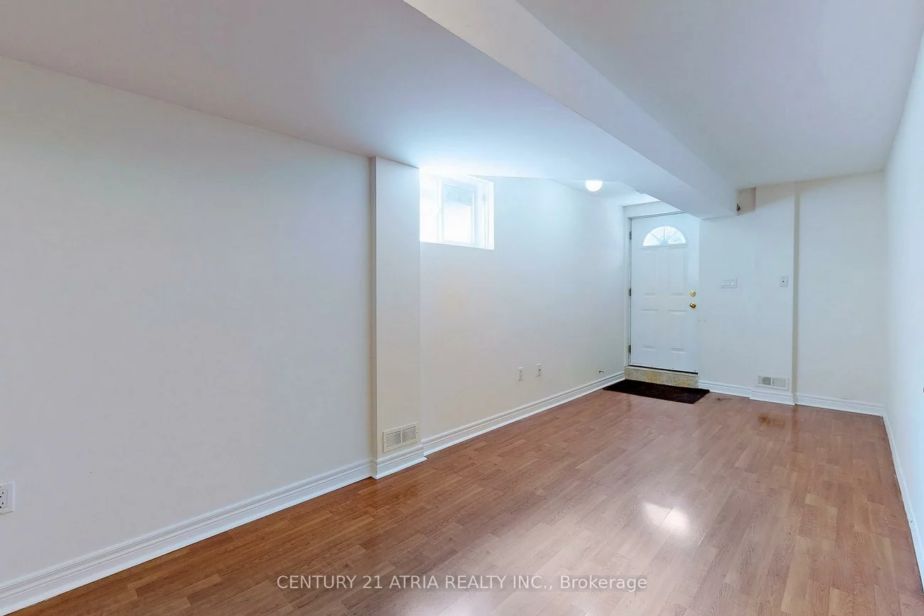 26, Aylesworth, Birchcliffe-Cliffside, Toronto