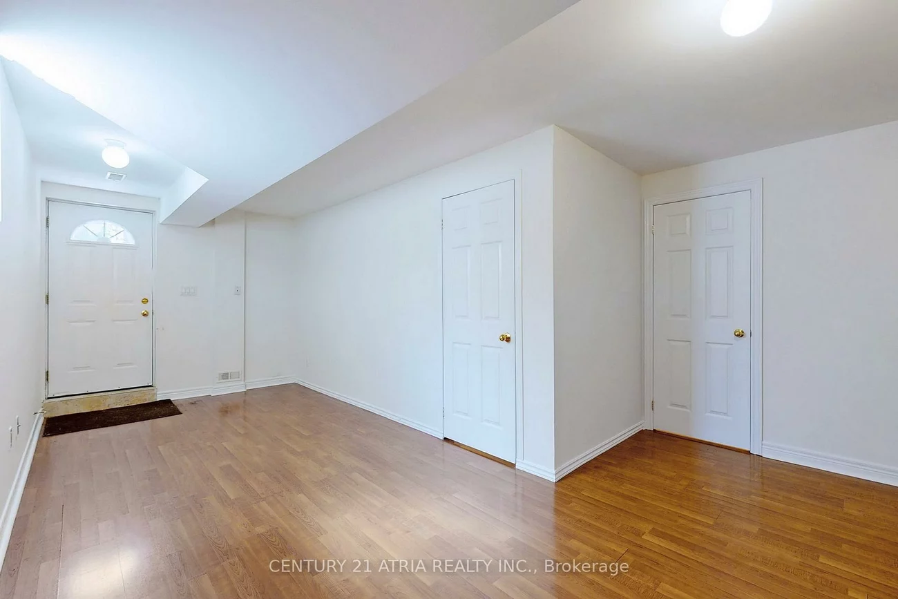 26, Aylesworth, Birchcliffe-Cliffside, Toronto