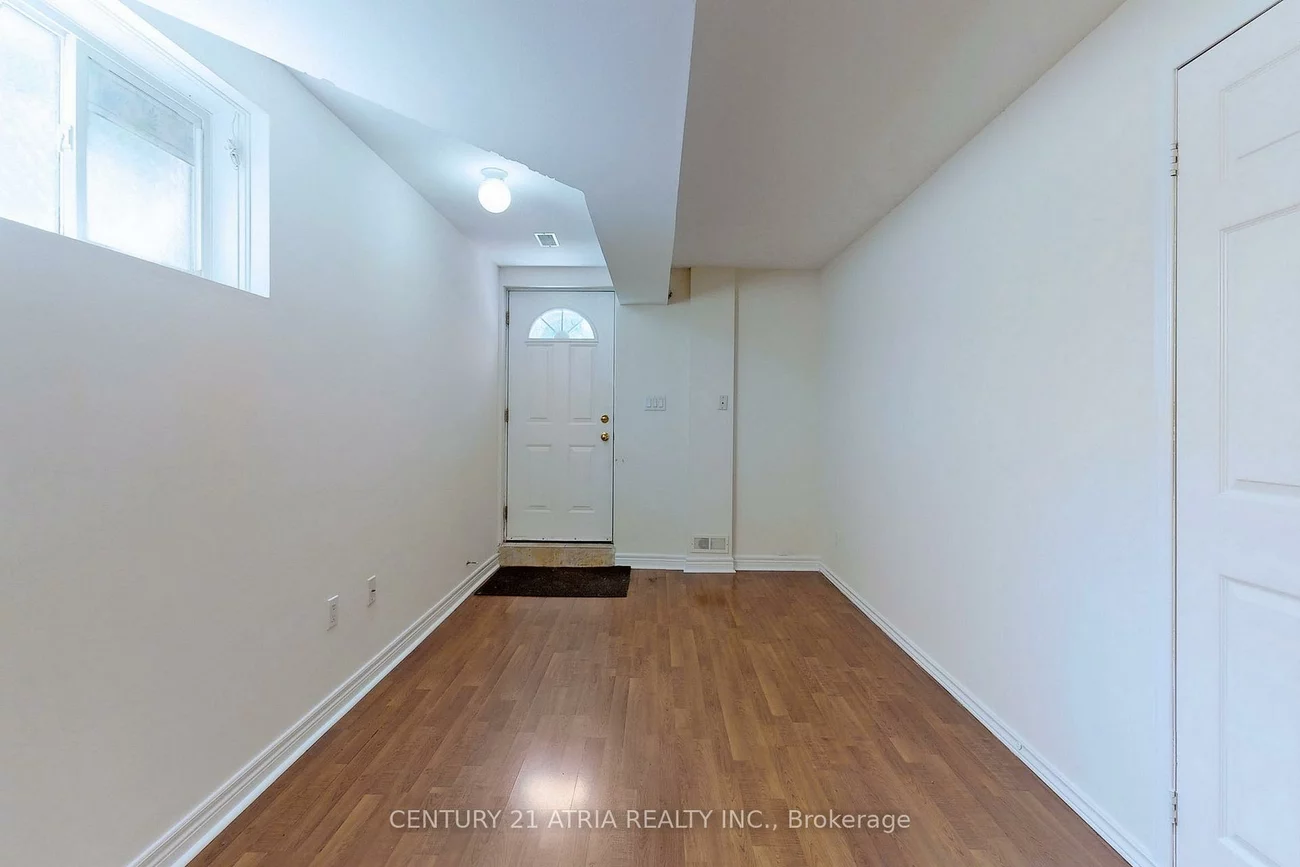 26, Aylesworth, Birchcliffe-Cliffside, Toronto