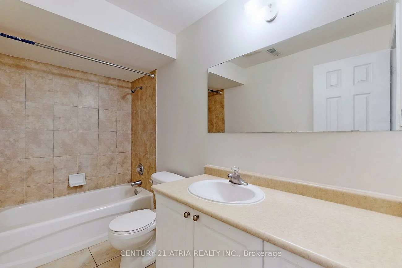 26, Aylesworth, Birchcliffe-Cliffside, Toronto