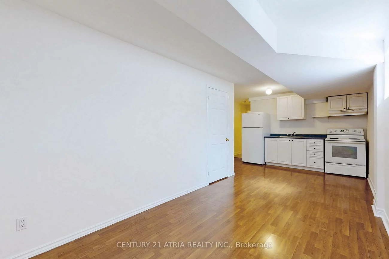 26, Aylesworth, Birchcliffe-Cliffside, Toronto