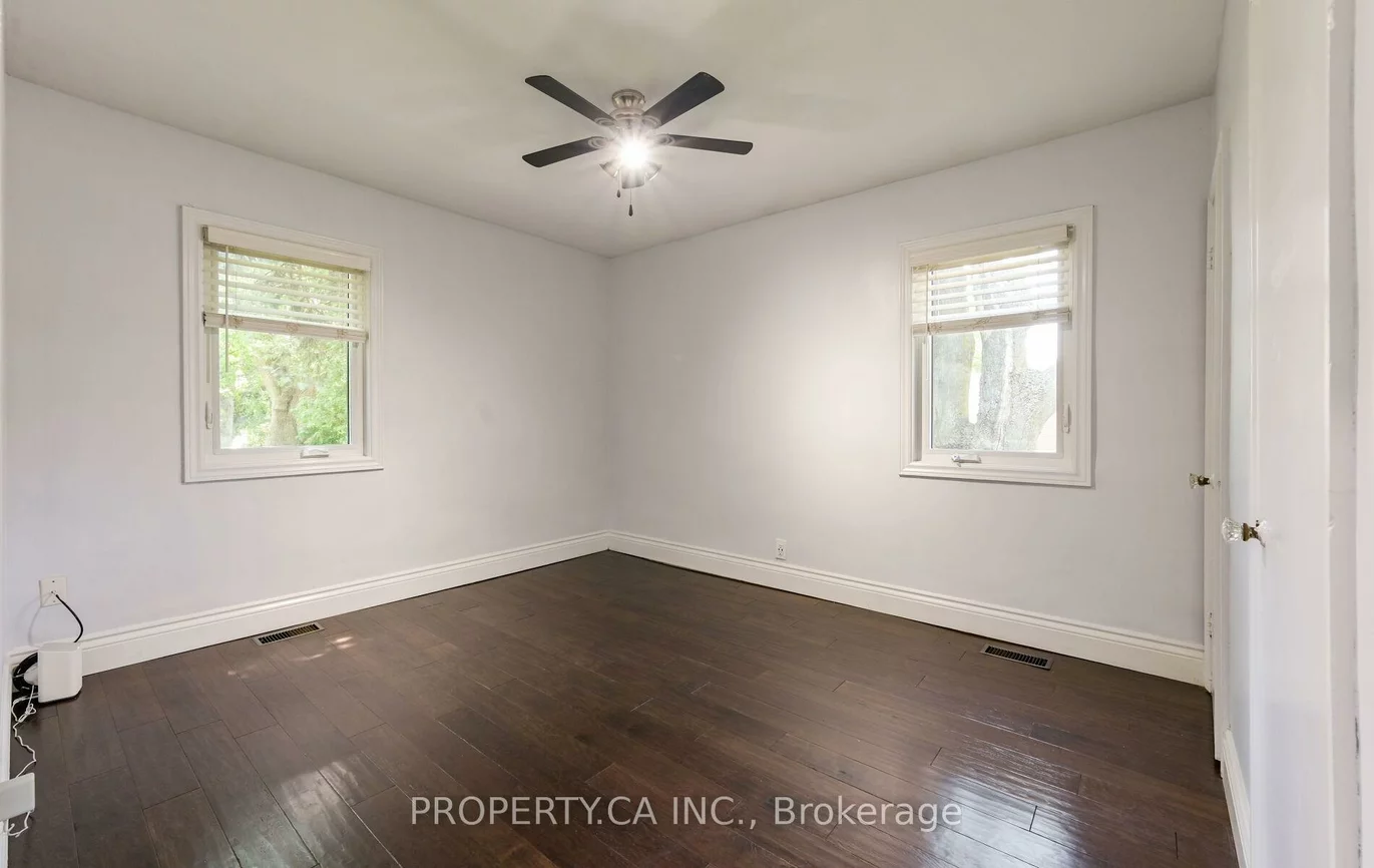 17, Park, Birchcliffe-Cliffside, Toronto