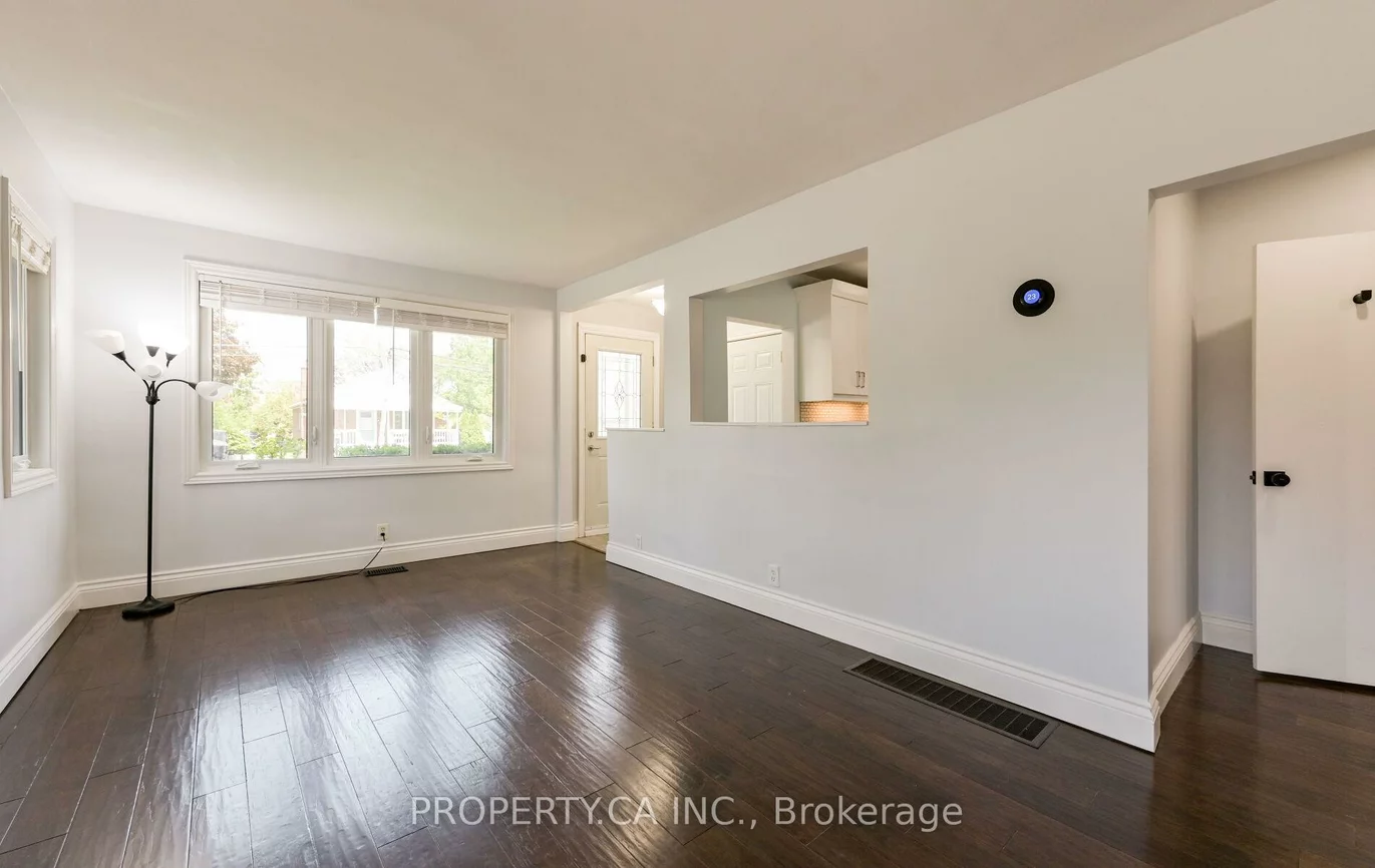 17, Park, Birchcliffe-Cliffside, Toronto