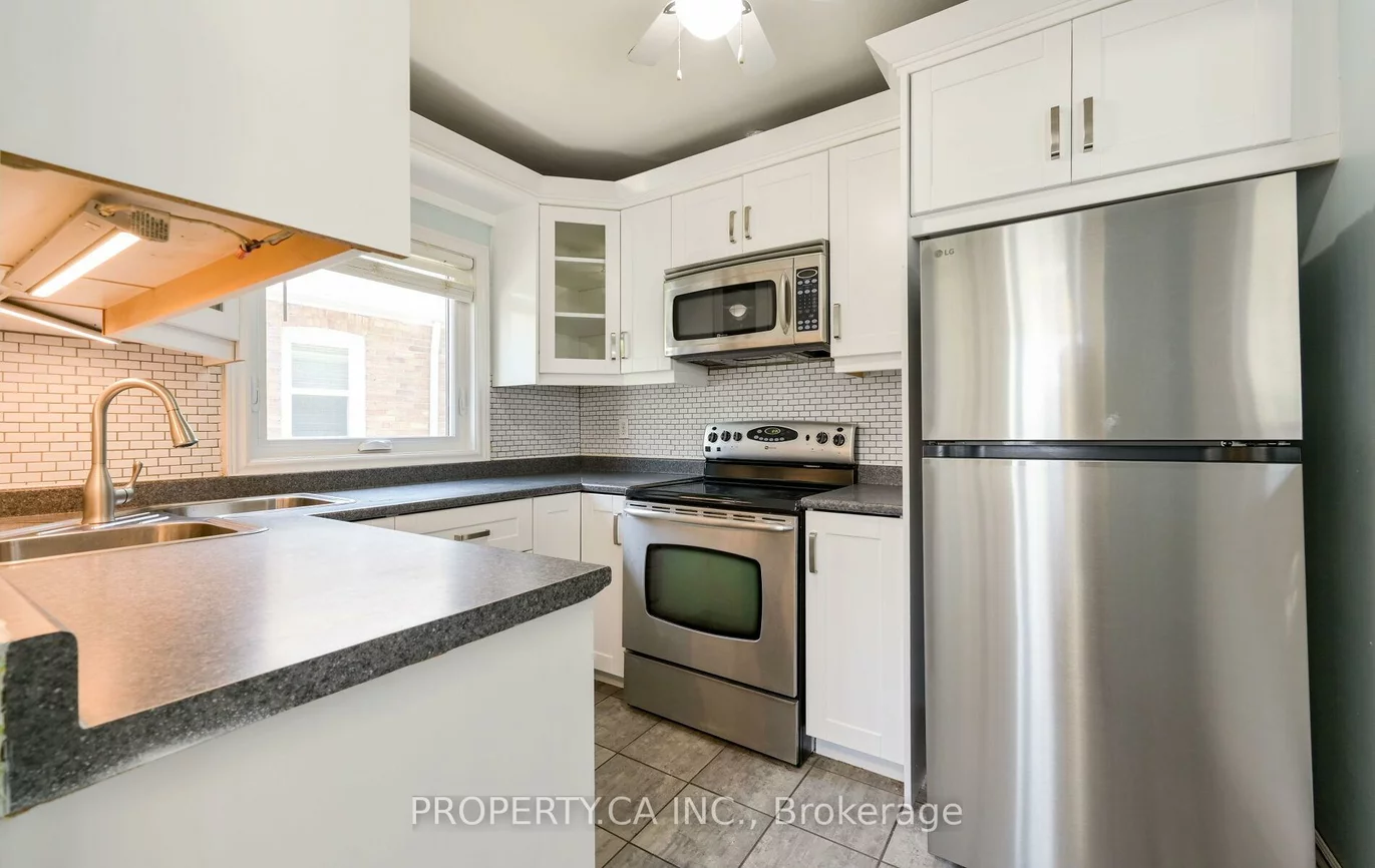 17, Park, Birchcliffe-Cliffside, Toronto