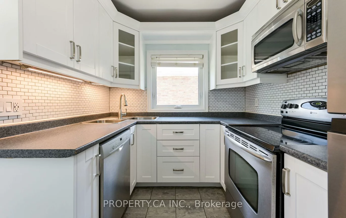 17, Park, Birchcliffe-Cliffside, Toronto
