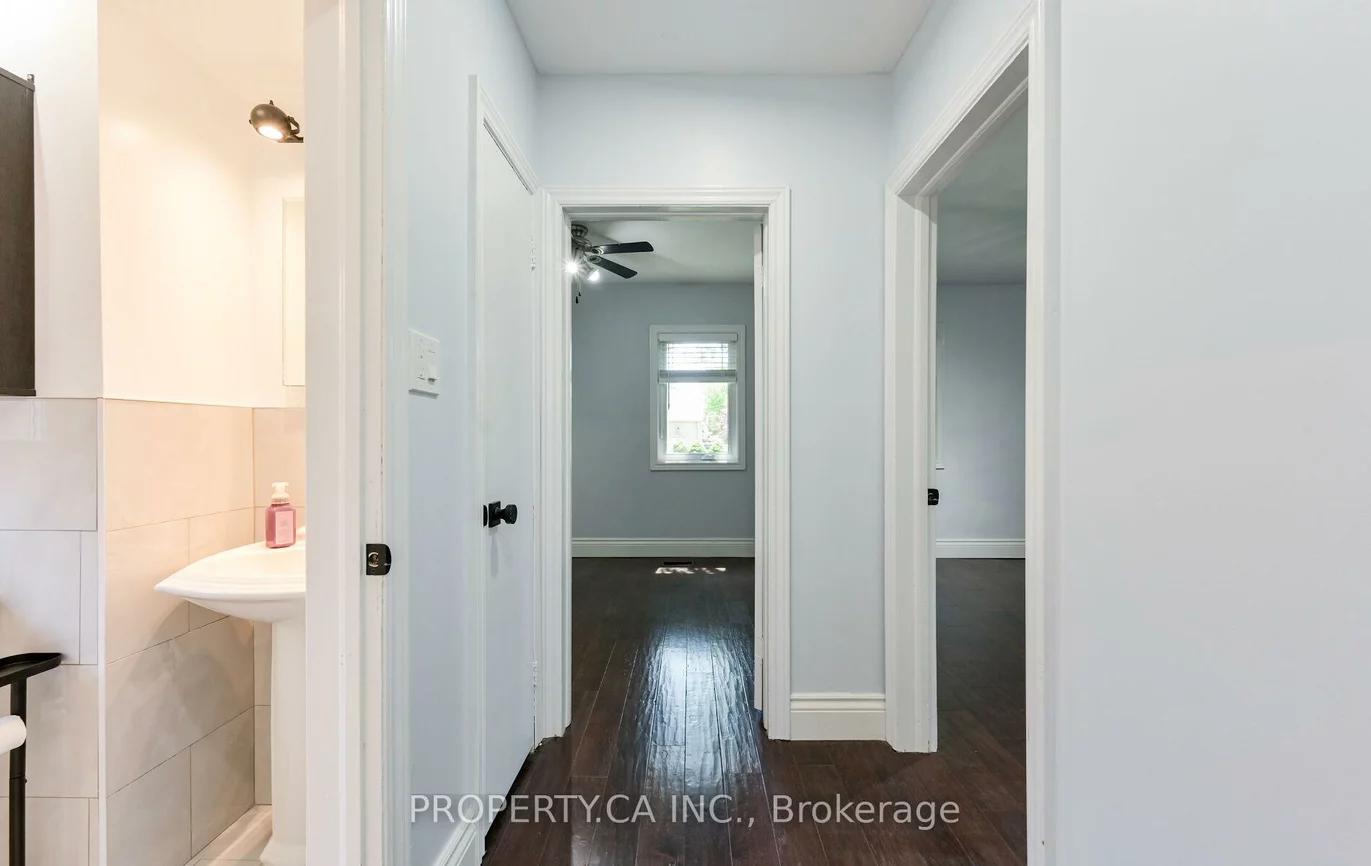 17, Park, Birchcliffe-Cliffside, Toronto
