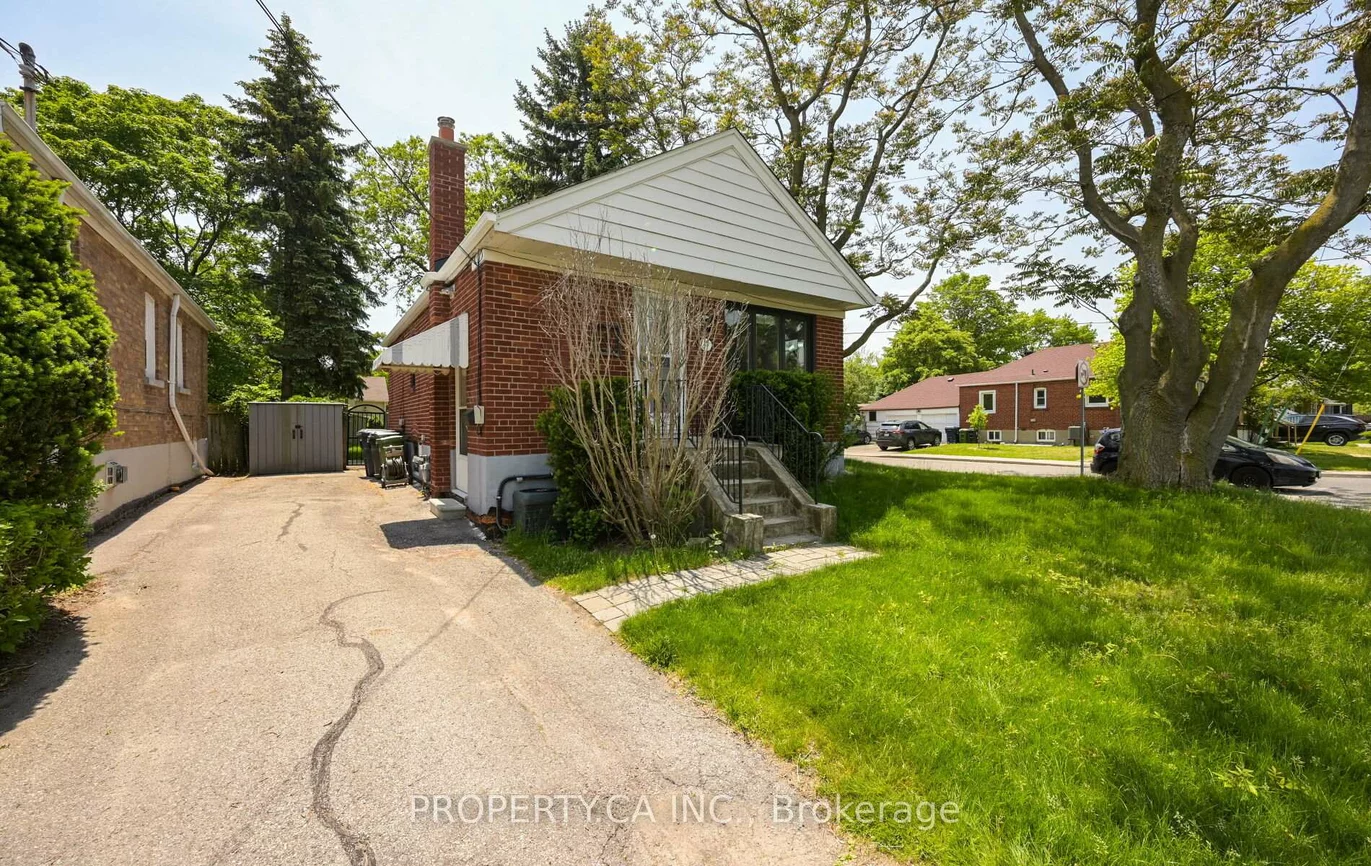 17, Park, Birchcliffe-Cliffside, Toronto