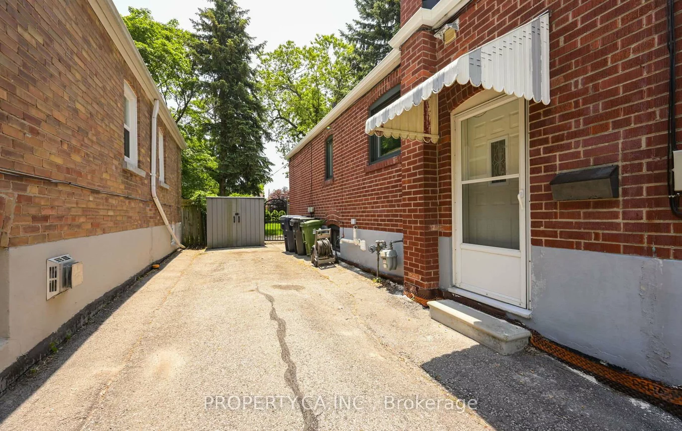 17, Park, Birchcliffe-Cliffside, Toronto