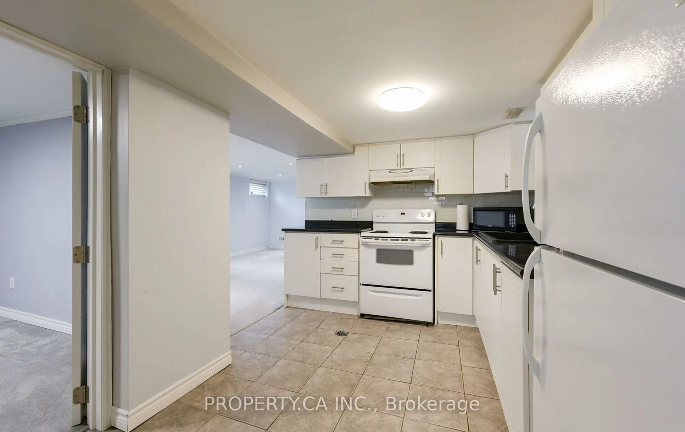 17, Park, Birchcliffe-Cliffside, Toronto