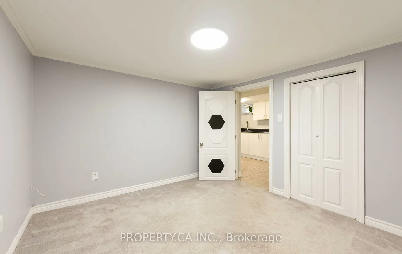 17, Park, Birchcliffe-Cliffside, Toronto