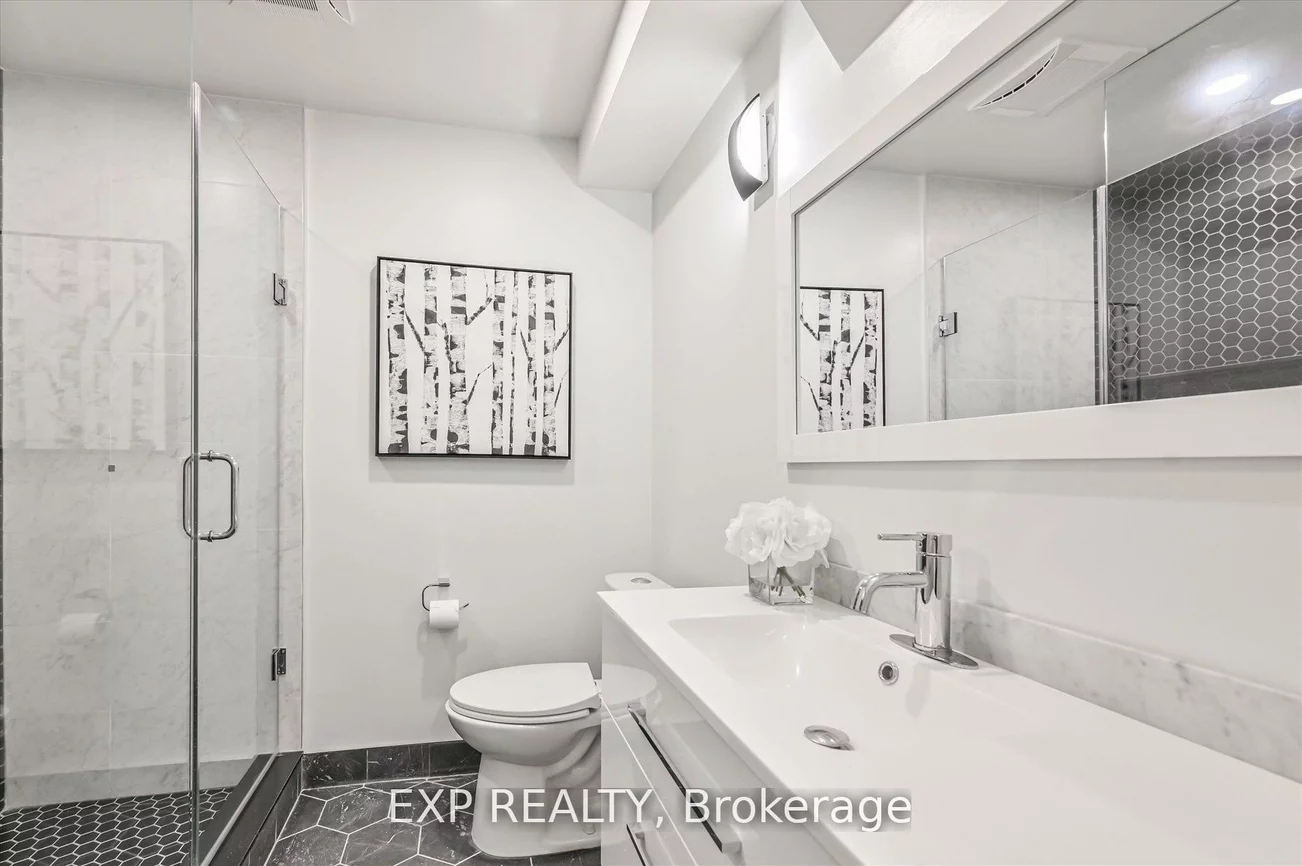 922, Logan, Playter Estates-Danforth, Toronto
