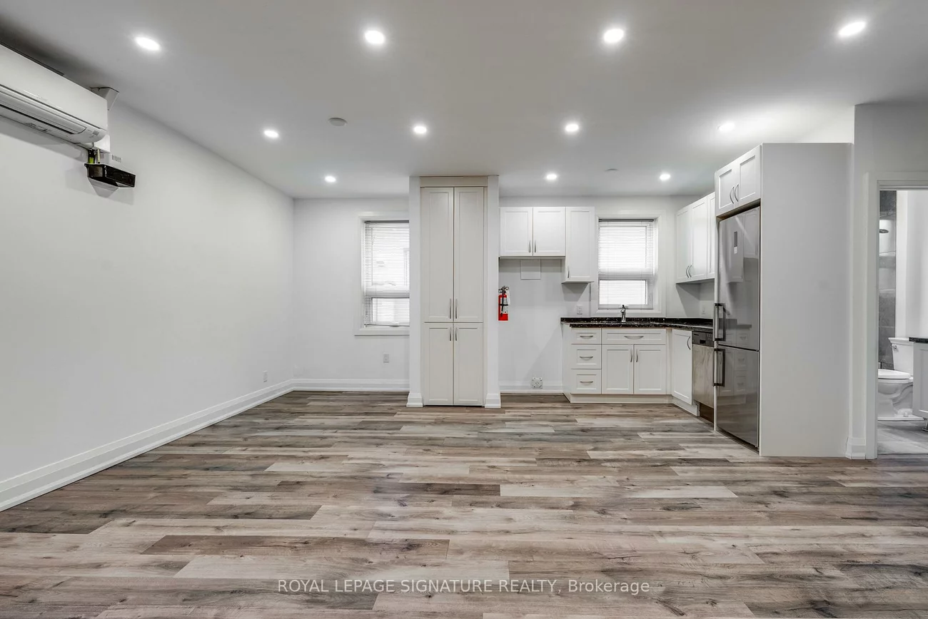421, Danforth, North Riverdale, Toronto