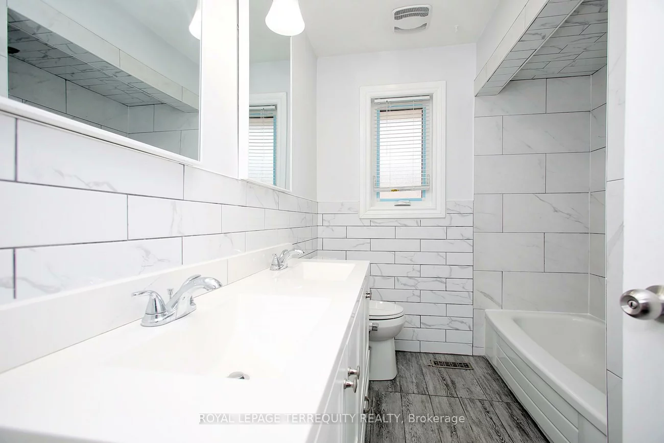 1, Barnes, Woburn, Toronto