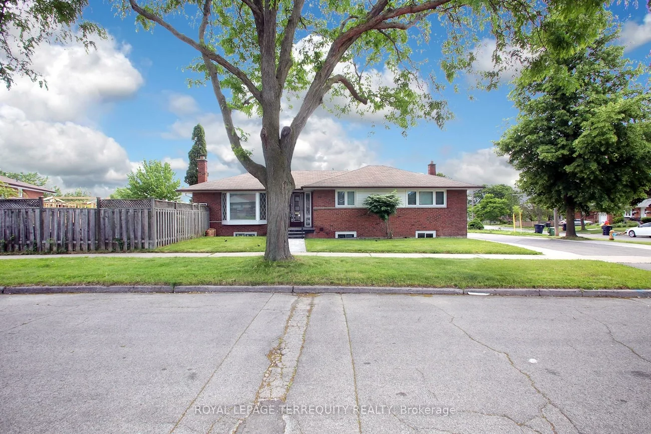 1, Barnes, Woburn, Toronto