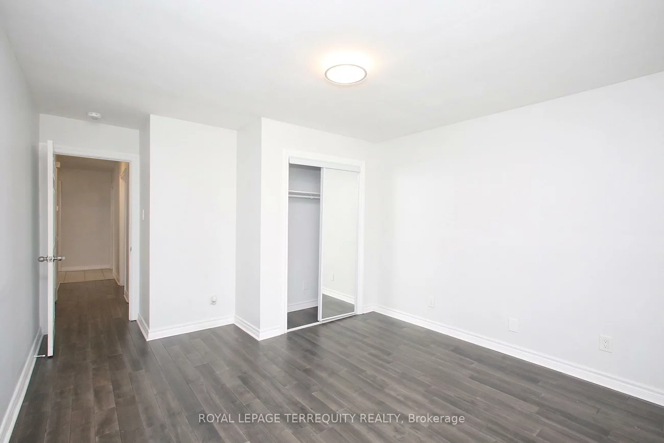 1, Barnes, Woburn, Toronto