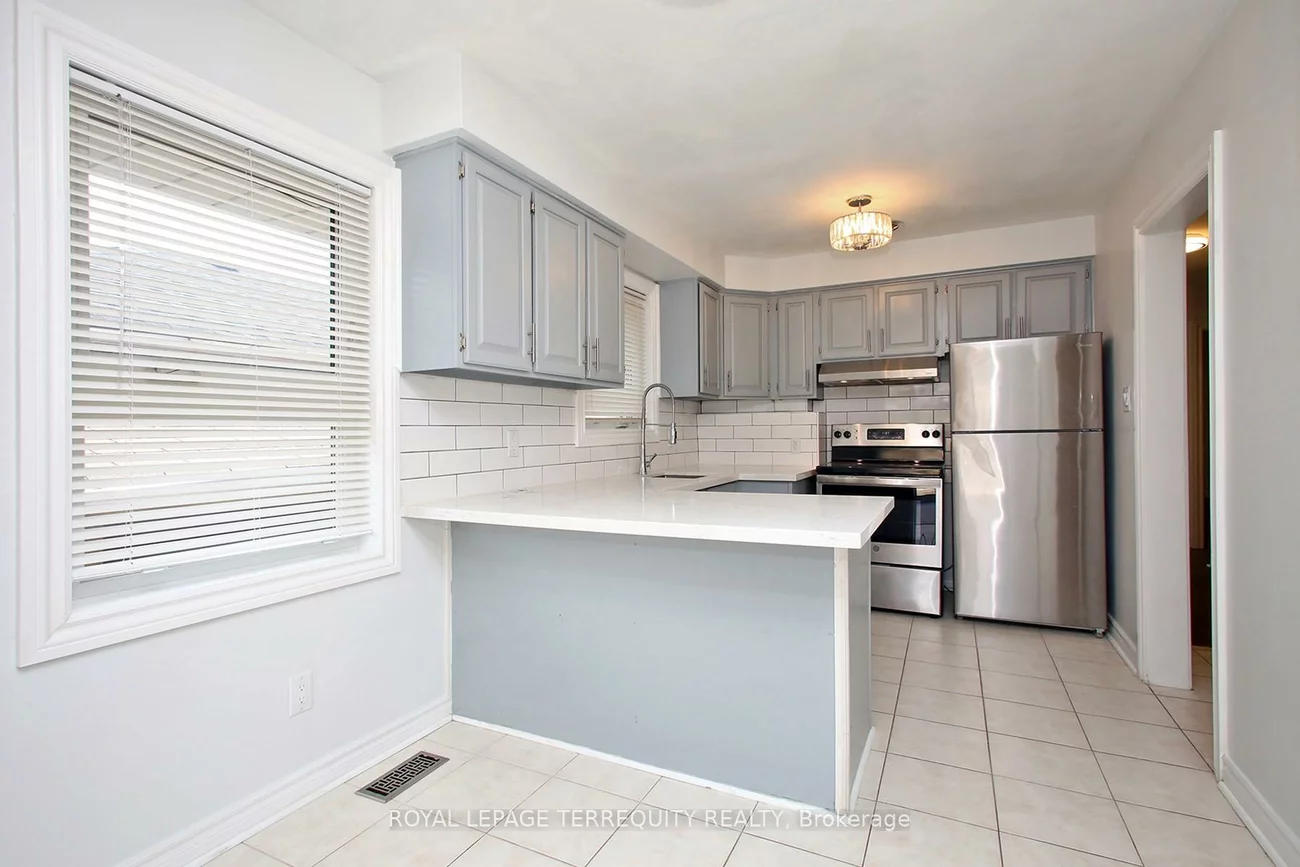 1, Barnes, Woburn, Toronto