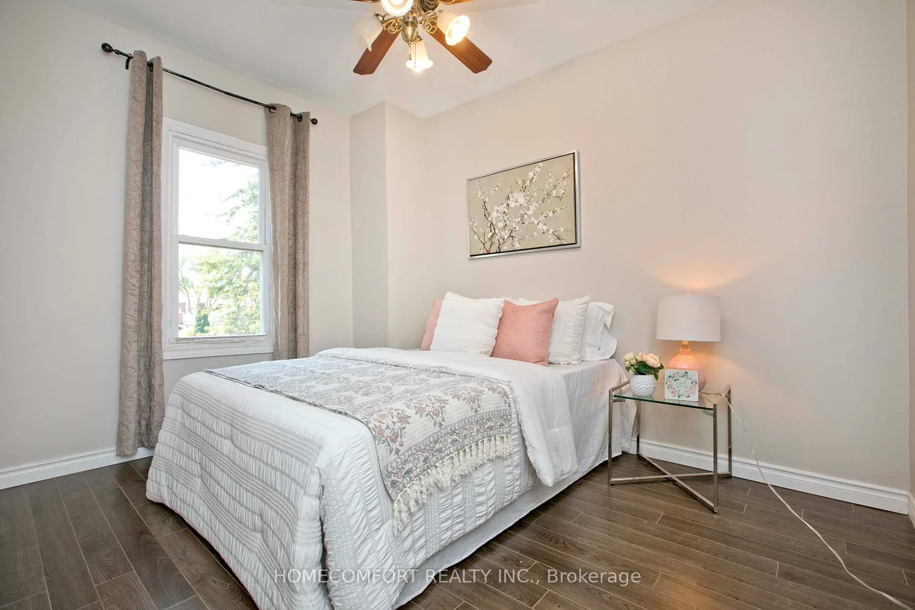 202, Gledhill, Woodbine-Lumsden, Toronto