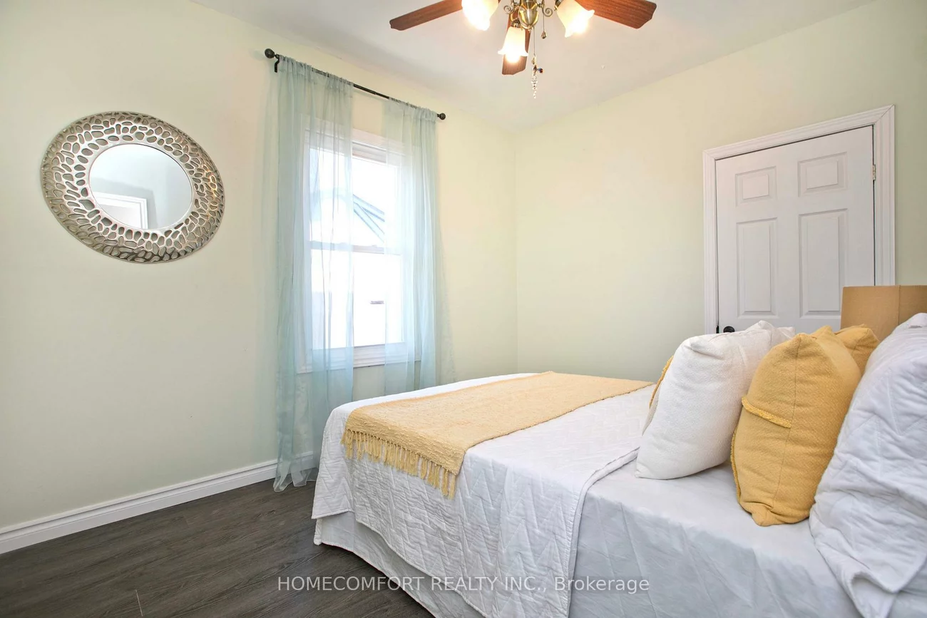 202, Gledhill, Woodbine-Lumsden, Toronto