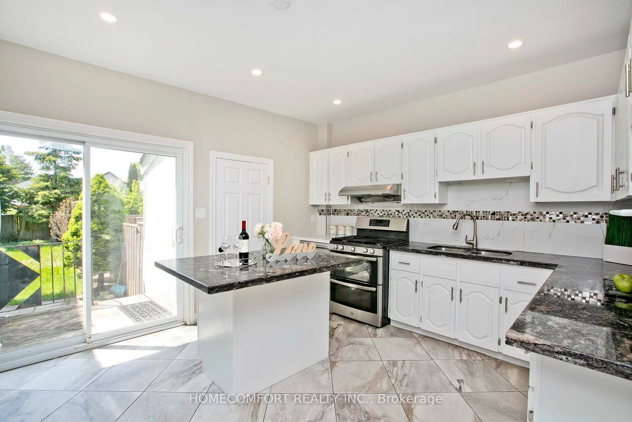 202, Gledhill, Woodbine-Lumsden, Toronto