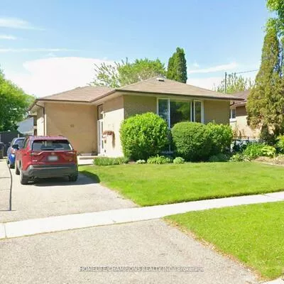 10, Cunard, Eglinton East, Toronto